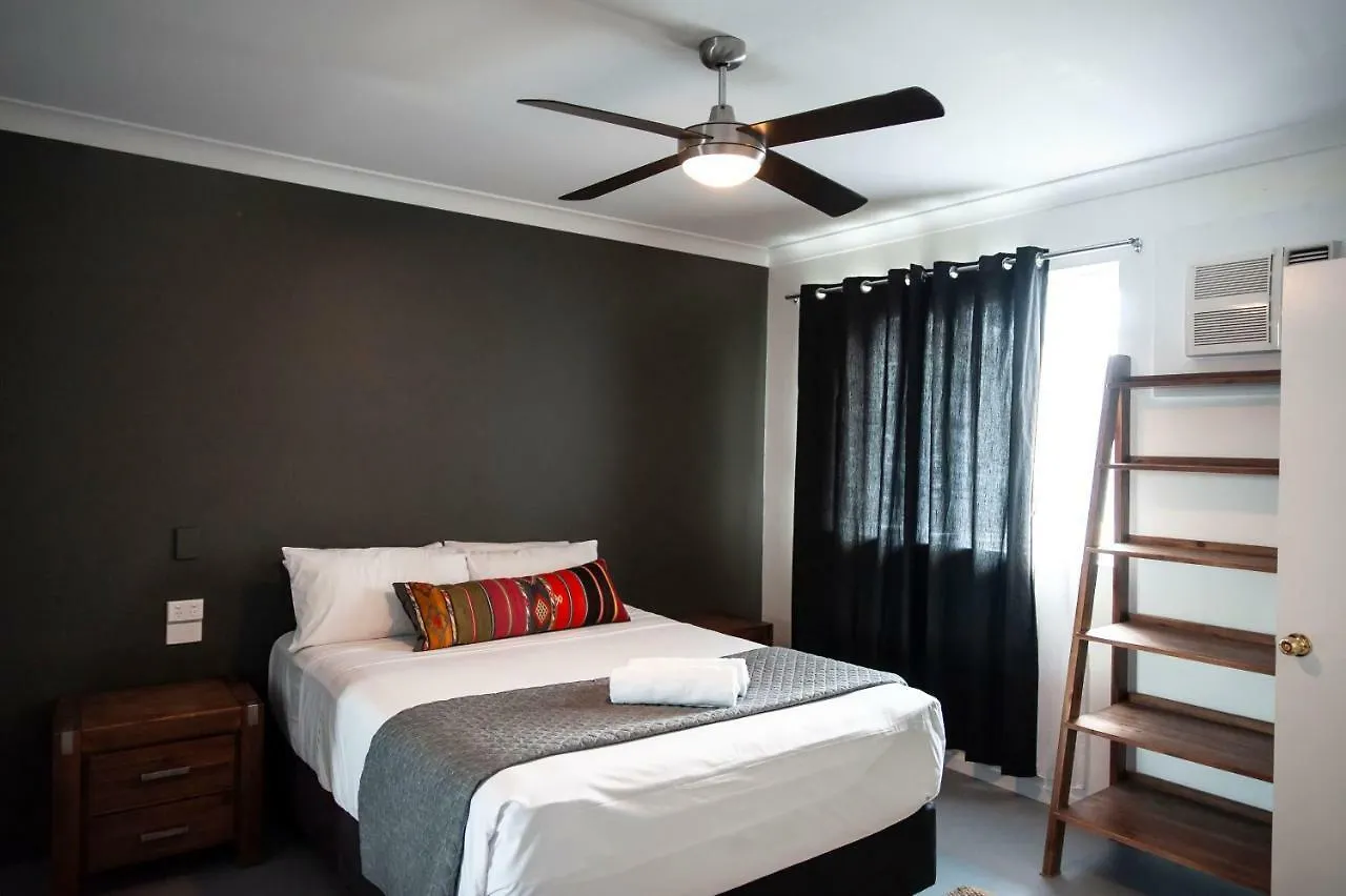*** Aparthotel Motel Nomad Cairns Australia