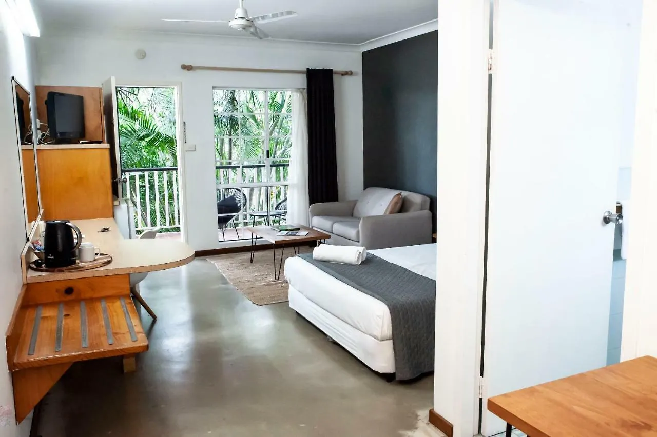 Motel Nomad Cairns Aparthotel