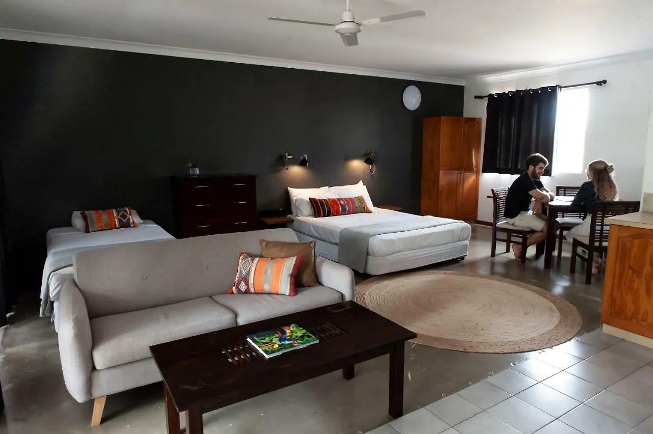 Motel Nomad Cairns Aparthotel